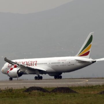 Ethiopian Airlines First to Fly Dreamliner Since Grounding