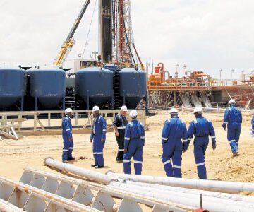 Kenyan oil well releases 281 barrels per day in test drill