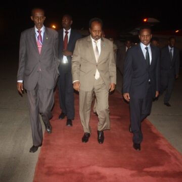 cf Madaxweynaha Soomaaliya oo Addis Ababa Gaadhay