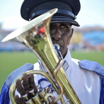 Somalia marked 53 years of Independence today (July 1st) in a colorful ceremony held at the recently returfed Konis Stadium in Mogadishu.