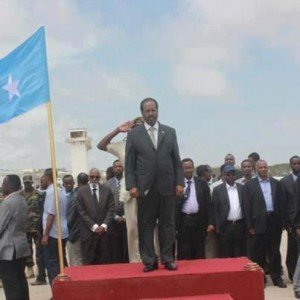 Madaxweyne Xasan Shiikh oo safar dhulka ah ku tagay magaalada Marka iyo kulumo soconaya