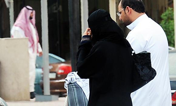 saudicouple Hurdles hound foreigners married to Saudi women