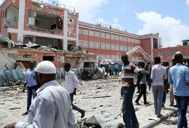 Qarax Saxafi Hutel Al Shabaab oo mar kale weerar ku qaaday Muqdishu