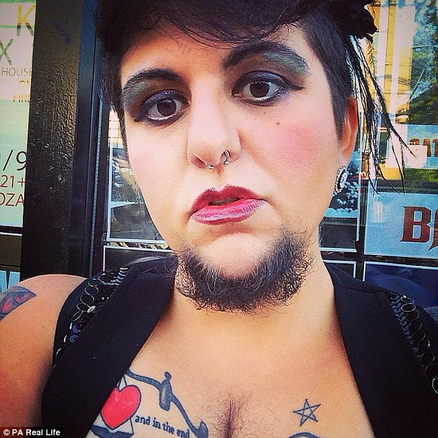 Bearded Woman Who Would Get Up Early Every Day To Shave Her Face Says She S Finally Learned To