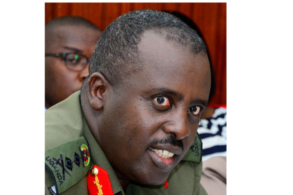 Gen Muhoozi calls for joint training of Somali army - WardheerNews