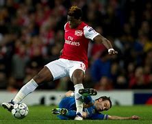 arsenal alex song djibouti barcelona goals wardheernews afp marseille uefa champions league against playing