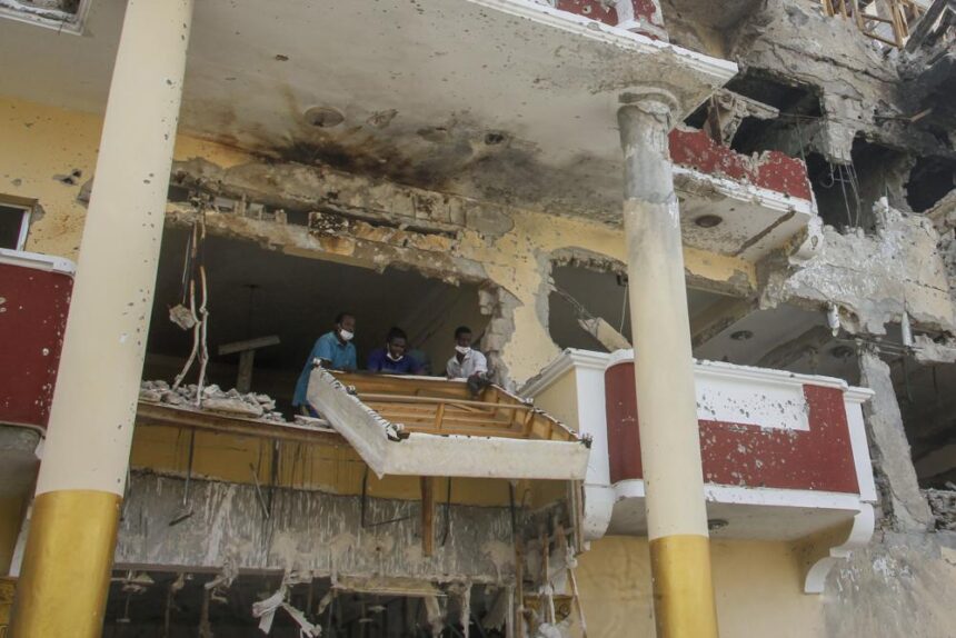 After Somalia hotel siege, a vow to tackle al-Shabab ‘snake’