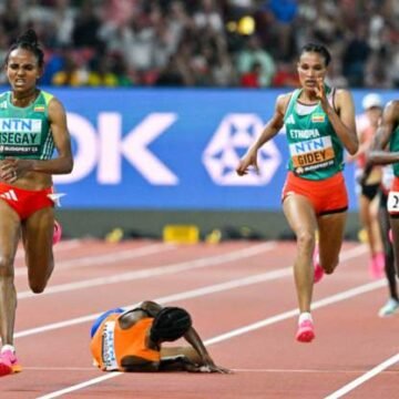 Medals for Ethiopia in dramatic women’s 10,000m final