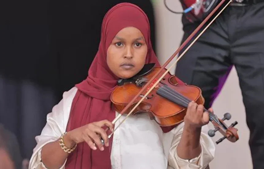 Somali-musician Somalia’s violin novice to TV orchestra triumph in four years