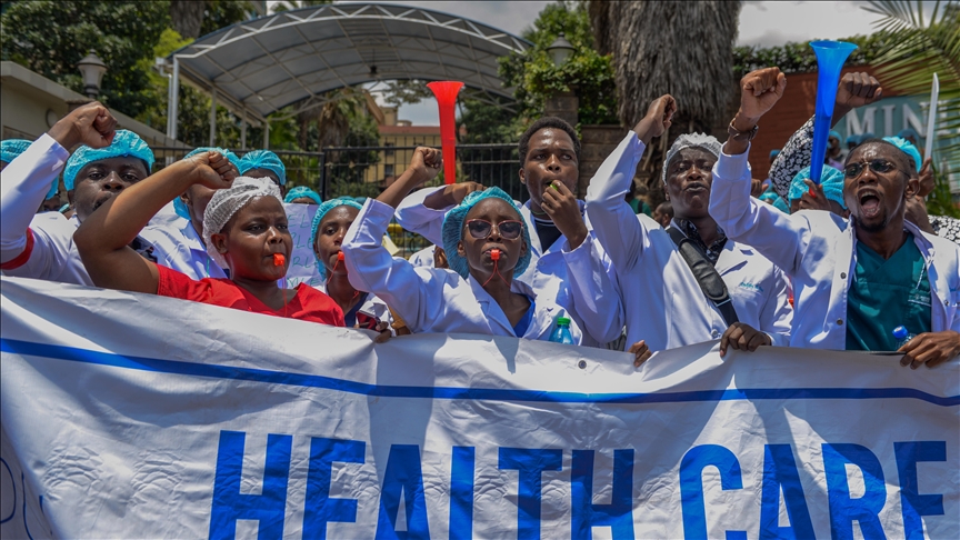 Kenyan doctors' nationwide strike enters second week as emergency services  cease - WardheerNews