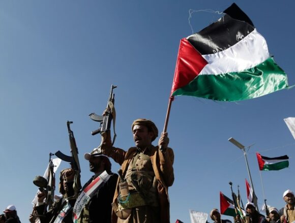 Yemen War Enters New Phase as Saudi-Backed Forces Push Toward Mokha