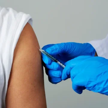 vaccination MN Health Officials Combat Autism-Vaccine Myth In Somali Community