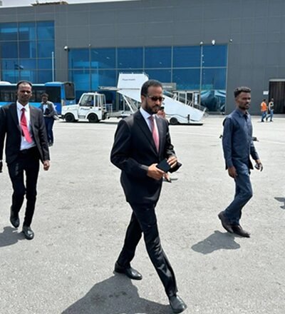 Amb Gamal M Hassan Safarka Amb. Gamaal Maxamed Xasan iyo Dhammaystirka Maamulka SSC-Khaatumo