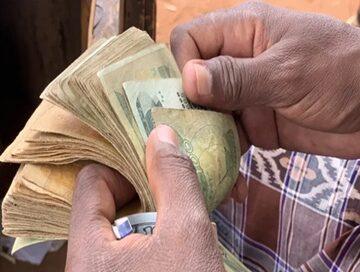 Small family savings evaporate overnight as Somali 1,000 shilling notes rejected by businesses