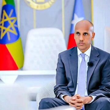 ILAAHAY Dartii iyo Taariikhda Awgeed: Eedaymihii Cabdi Sheekh ee Mustafe iyo Waxaan u soo Joogey
