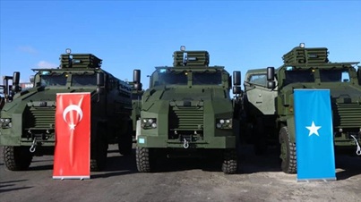 Turkey milatery assistance- Somalia Turkey’s New Armored Vehicles Arrive in Somalia as Political Questions Overshadow Military Cooperation