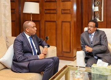 Hamza Meets with Farmaajo in Mogadishu as Somalia Moves Toward New Election Talks