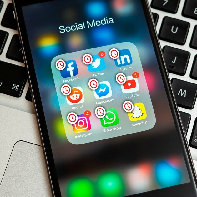 Social Media- Smartphone Who Can Stop Me? The Collapse of Digital and Social Boundaries in Somali Society